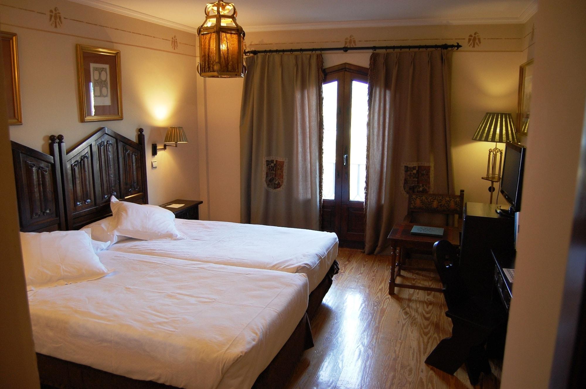Parador De Olite Exterior photo