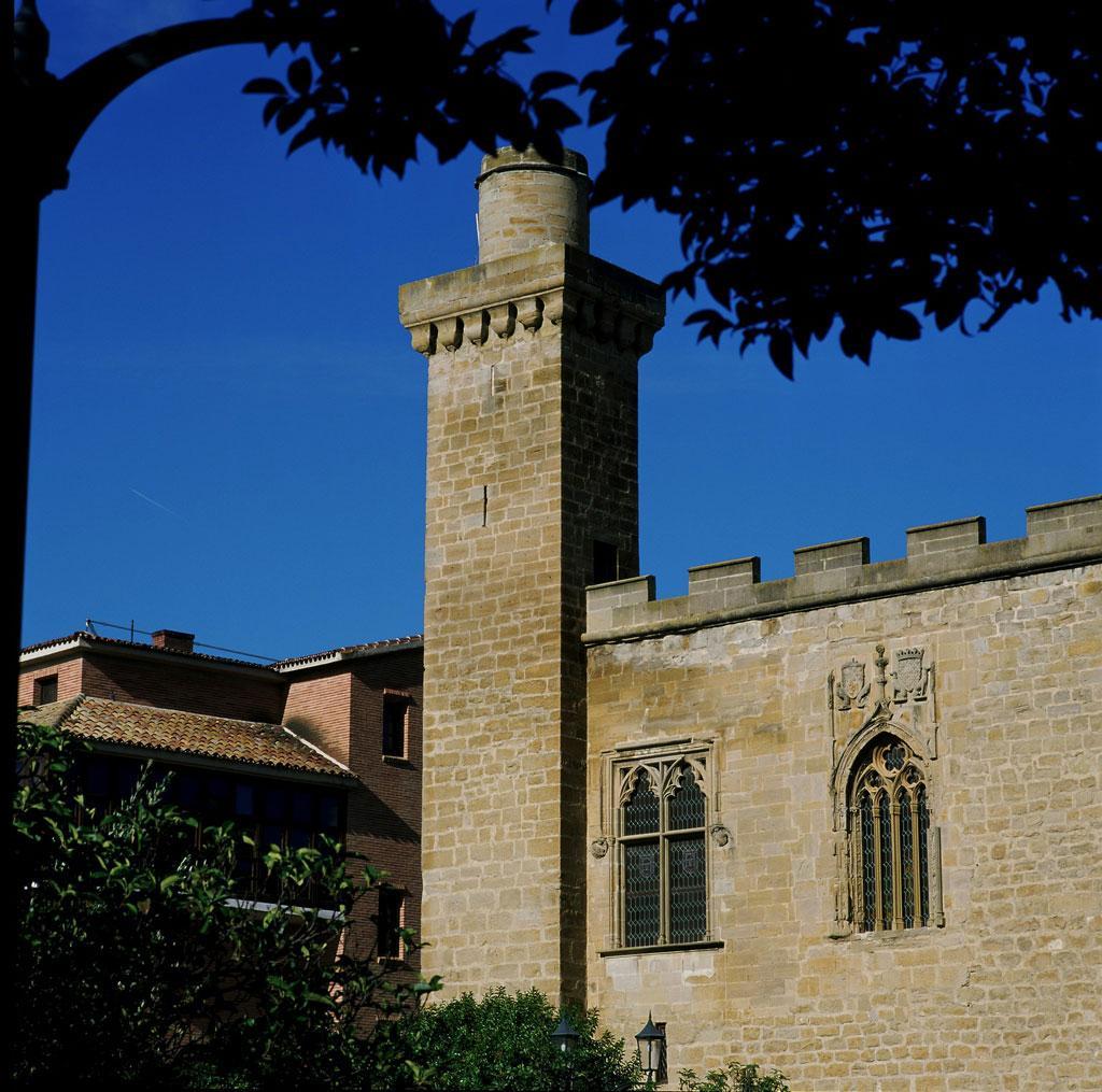 Parador De Olite Exterior photo
